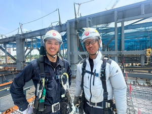 株式会社實川創建(ZitsukawAsouken Co., Ltd.) 商業施設の床を作る職人／未経験歓迎／土日休み／月給30万円～