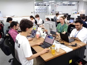 株式会社ウィットワン(株式会社エヌジェイホールディングスのグループ会社) ゲームのカスタマーサポート／完全在宅OK／年間休日120日