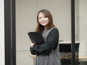 株式会社みらいアーキテクト(リアルホールディングスグループ) 営業事務／未経験歓迎／月27万円～／年休120日／残業ほぼ無