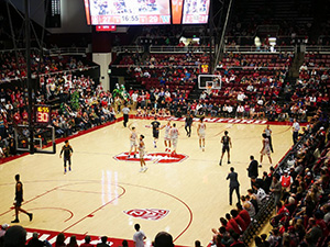 株式会社ＧＸＡ スポーツ事業の営業職／フレックス制／賞与年2回／駅徒歩2分