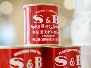 エスビー食品株式会社【スタンダード市場】 営業（販促企画も担当）／フレックス制／土日祝休み／手当充実