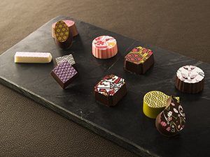 株式会社イイヅカ 事務スタッフ（仕入・資料作成など）／年休123日／定時退社