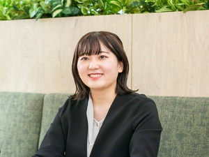 サンフロンティア不動産株式会社【プライム市場】 営業事務／年休125日・土日祝休み／20代メンバー活躍中！