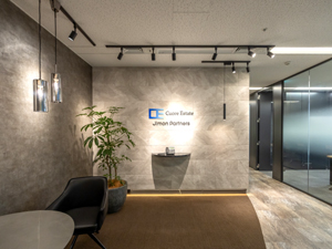 株式会社クオーレエステート 経理・営業事務／賞与あり／土日休／年間休日125日