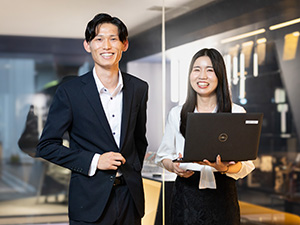 ゼアーウィンスリーサービス株式会社 広報（マーケティング・経営企画）／20代活躍中／希望年収考慮