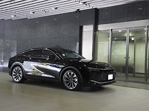 日本道路興運株式会社 役員専属ドライバー／面接確約／面接1回／完全週休2日制