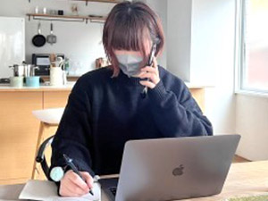 株式会社ユニックラボ 撮影スタジオの運営サポート事務／未経験歓迎／年休120日以上