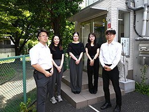 株式会社ヒマラヤ産業 一般事務／年間休日127日／有給消化率65.9％