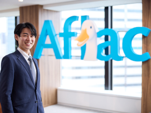 アフラック生命保険株式会社 育成体制充実のフォロー営業／月給30万円／土日祝休／経験不問