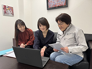 株式会社ヒトシ設備工業 事務職／未経験歓迎／土日祝休み／年休120日以上／残業ほぼ無