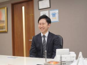 株式会社ＦＲＯＮＴ　ＥＤＧＥ 不動産売買営業／年休120日以上／未経験歓迎／大阪勤務確約