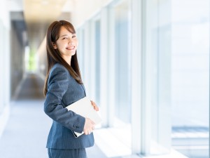 株式会社ＭＩＲＡＴＺ 採用サポート／未経験歓迎／残業なし／服装自由／年休123日
