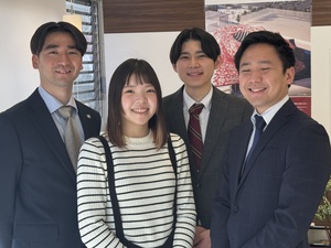 ホームトレードセンター株式会社(飯田グループホールディングス) 労務／産休育休実績多数／大手グループ企業／土日祝休み