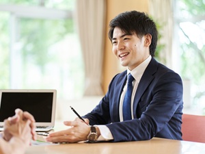 丸真化学工業株式会社 エコ素材ポリ袋の提案営業／ルート中心／ノルマなし／残業少なめ