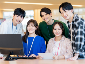 キャリアリンク株式会社【プライム市場】 採用・人事／経験者優遇／土日祝休／年休124日／賞与年2回