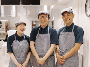 株式会社中日本吉野家(吉野家ホールディングスグループ) 店長候補／未経験歓迎／入社祝金20万円／賞与年2回（・・・）