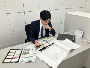 株式会社木下不動産開発(木下グループ) 不動産開発営業／年収500万円可／土日祝休み／賞与・昇給あり