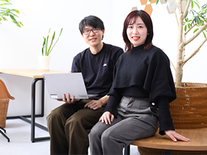 株式会社ＵＳＴソリューション SES営業／月給70万円～／年休126日／土日祝休／転勤なし