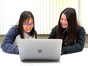 株式会社ＥＮＡＳ Webマーケティングディレクター／年収700万円可／在宅OK