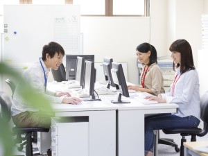 株式会社セブンケア バックオフィス職／岡山市／土日祝休／年休120日以上／賞与有