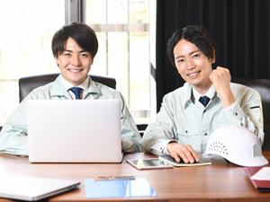 株式会社ライフケア(ライフケアグループ) 施工管理／月給40万円～60万円／賞与2回・決算賞与／残業少