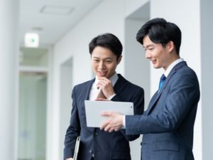 ＬＳＩＧＮ　ＰＯＳＴ株式会社 人とじっくり向き合う人事採用／年休128日／月給35万円以上