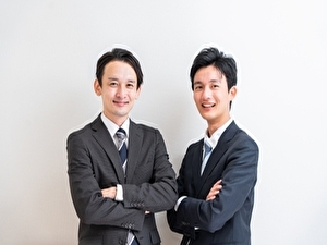 株式会社朝日 年休123日・土日祝休み・原則定時退社／ノルマなし／法人営業