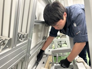 株式会社レザック 技術スタッフ／未経験歓迎／年休125日／土日祝休み