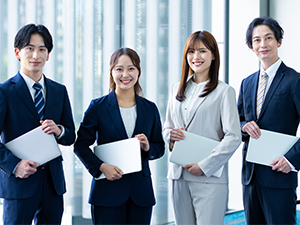 株式会社グッドウイン 総合保険代理店の営業事務／土日祝休／時差出社もOK／残業少