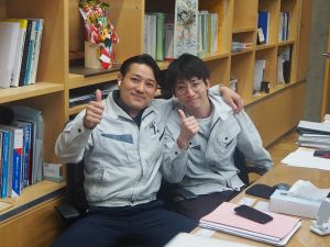 株式会社山岸工務店 店舗や住宅の設計／未経験歓迎／初年度年収400万円～／土日休