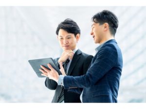 フロンティアコンストラクション＆パートナーズ株式会社 大規模修改修工事の営業／在宅あり／年収500万円～／土日祝休