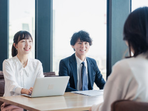 株式会社トップ食品 お菓子専門商社の営業職／完全週休2日／リモート可能／転勤無し