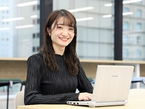 株式会社エンパワー 採用担当（リーダー候補）／土日祝休み／残業なし／賞与年2回