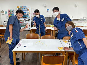 クロバー株式会社 購買／創業100年の老舗メーカー／未経験歓迎／土日祝休み