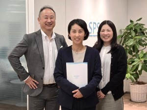 サントリーパブリシティサービス株式会社(サントリーグループ) 事業戦略・マーケティング推進／年休122日／リモートワーク可