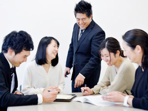 株式会社神戸物産【プライム市場】 総務（人事・労務・給与計算・その他庶務等）／東証プライム上場