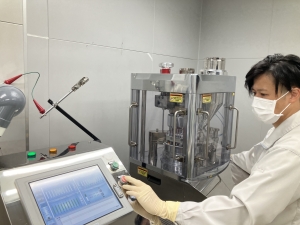 アルフレッサファーマ株式会社(アルフレッサグループ) 生産技術／年休125日／土日祝休／フレックス制／上場グループ