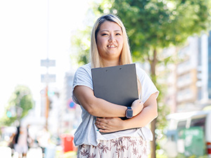 株式会社土屋 応募者全員面接／介護スタッフ／未経験歓迎／原則残業なし