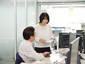 スパーク株式会社 法人営業／主に既存顧客／未経験歓迎／テレアポなし／賞与年3回