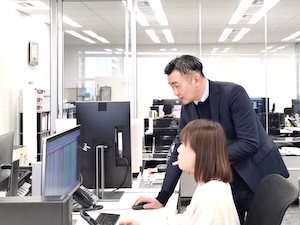 株式会社マネジメント・シェルパ・クリエイト マーケティングコンサルタント／職種経験不問／月給25万円～