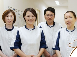 日清医療食品株式会社 調理師（資格保有者）／未経験可／月収27万円可／年休120日