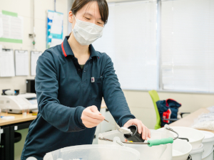 遠東石塚グリーンペット株式会社 プラスチック樹脂の品質管理／未経験歓迎／年休180日