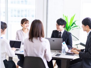 一般財団法人国際教育振興会 語学学校の事務／英語スキルを習得／正社員登用前提／土日祝休み