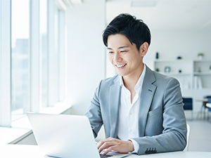 ユービー・エー株式会社 営業事務／未経験歓迎／週休2日／在宅ワークOK／土日祝休