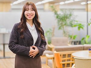 株式会社ＬｏｇＴｅｃｈ AIスキルを学べる事務スタッフ／在宅OK／土日祝／上場企業G