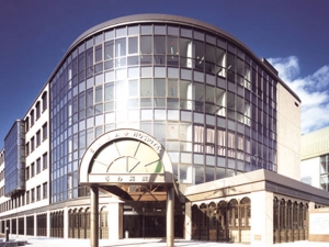 社会医療法人北斗会　さわ病院 公益性高い社会医療法人の事務系総合職／経験不問／年休121日