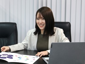 株式会社ワイドトレッド 営業事務／未経験歓迎／土日祝休み／賞与年2回／ネイルOK