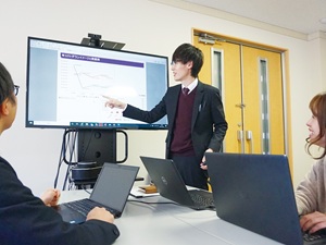 株式会社金星 企画職／未経験も歓迎／定着率95％以上／年間休日127日