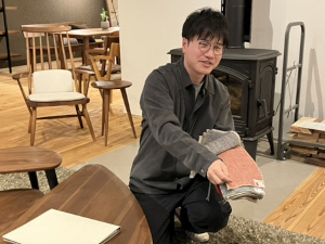 ナガノインテリア工業株式会社 家具の販売スタッフ／新店舗の立ち上げメンバー／完全週休2日