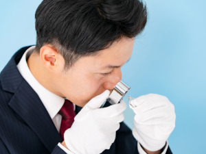 株式会社ＹＬＤ 商品管理（貴金属・宝飾品の検品・PCデータ入力）／土日祝休